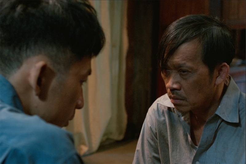 Làm Giàu Với Ma tung first look gây tò mò giữa cha con Tuấn Trần - Hoài Linh