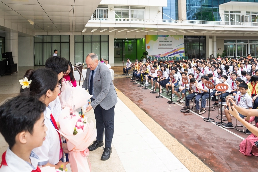 Học sinh Việt Nam thể hiện kĩ năng cốt lõi của Thế kỉ 21 khi tham gia cuộc thi làm phim Thế giới của bạn – Your World 