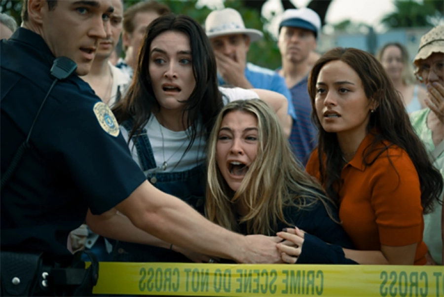 I Know What You Did Last Summer (tựa Việt: Mùa Hè Kinh Hãi): Nỗi ám ảnh từ án mạng bị vùi lắp trong quá khứ