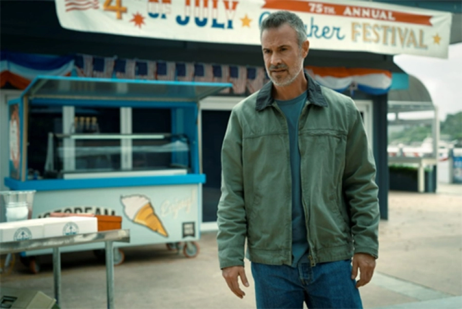 I Know What You Did Last Summer (tựa Việt: Mùa Hè Kinh Hãi): Nỗi ám ảnh từ án mạng bị vùi lắp trong quá khứ