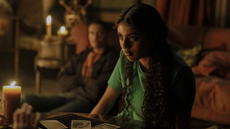 Tarot: Khám phá bí ẩn ma quái qua các lá bài