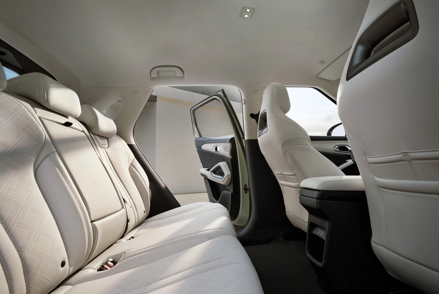 BYD ATTO 2 ra mắt ấn tượng tại sự kiện BYD Techshow