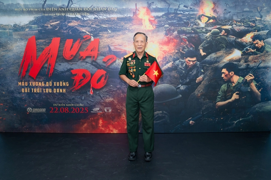 Showcase phim điện ảnh Mưa Đỏ: Nhìn lại hành trình đưa trận chiến 81 ngày đêm tại Thành cổ Quảng trị lên màn ảnh rộng