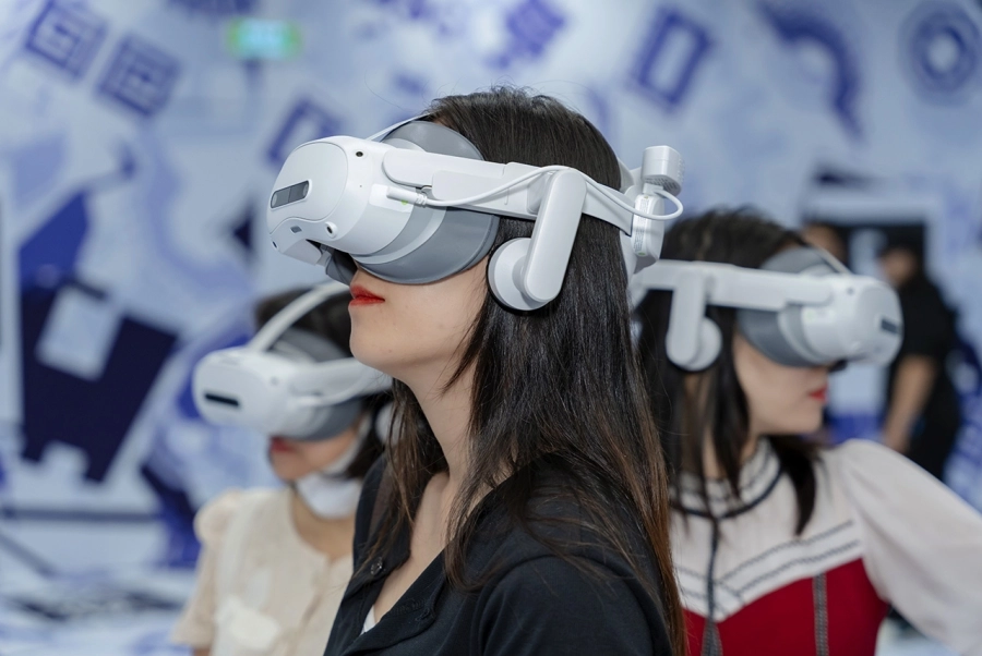 Vũ trự thực tế ảo VR City chính thức ra mắt tại Việt Nam