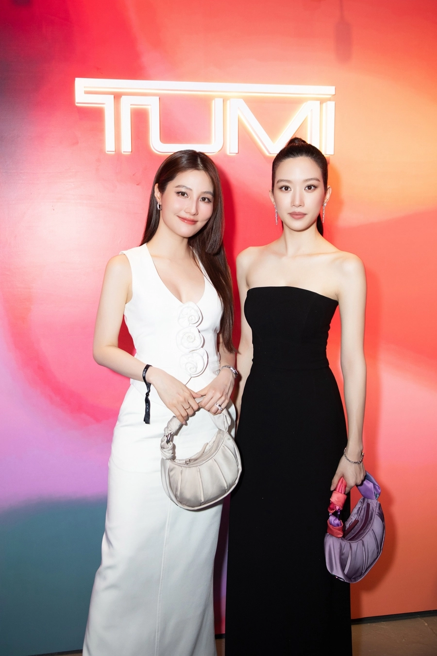 CEO Tiên Nguyễn và Diễm My 9x hội ngộ nữ diễn viên Mun Ka Young