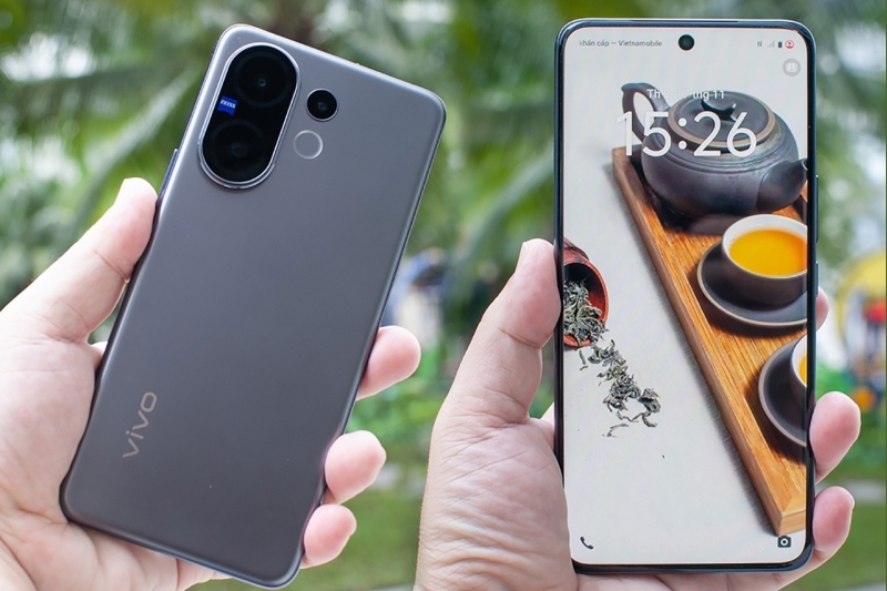 vivo V60 5G: Pin “trâu” trong thân máy mảnh mai, camera ấn tượng, thoải mái giải trí, sáng tạo nội dung số