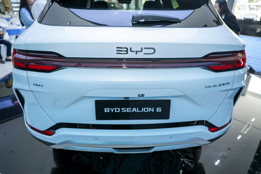 Người dùng An Giang thích thủ trải nghiệm xe PHEV BYD Sealion 6