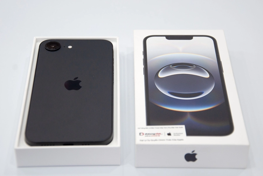 Di Động Việt mở bán iPhone 16e: Chiếc iPhone đáng tham khảo cho người mới