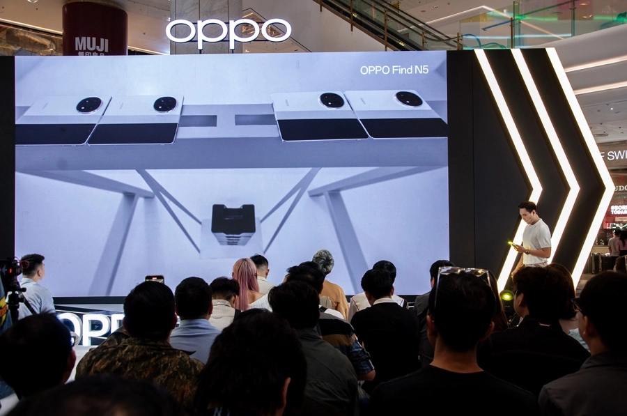OPPO Find N5 giá gần 45 triệu đồng: Đẹp, bền và thông minh