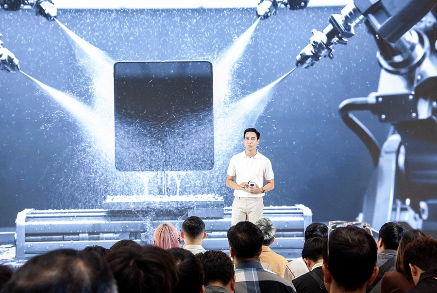 OPPO Find N5 giá gần 45 triệu đồng: Đẹp, bền và thông minh