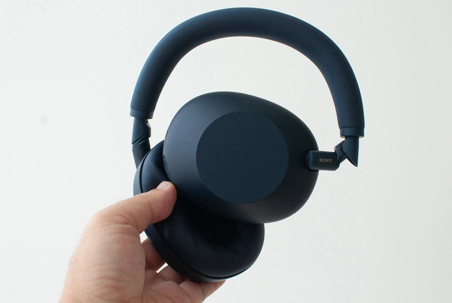 Sony WH-1000XM6: Tinh tế hơn, trải nghiệm đã hơn
