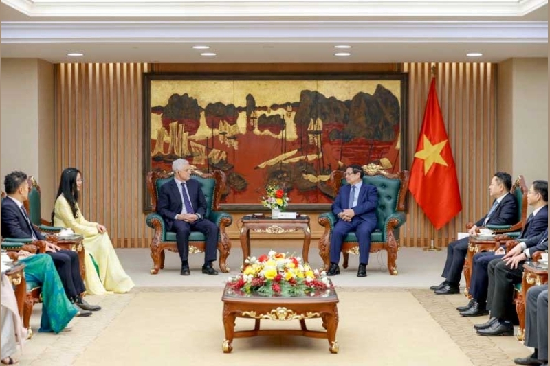Tổng giám đốc Standard Chartered khẳng định cam kết lâu dài của Ngân hàng tại Việt Nam