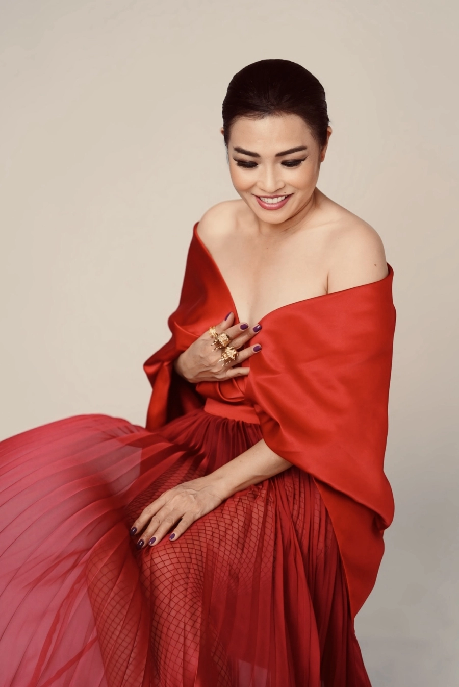 Sự trở lại thú vị của 'Đoá hồng gai' Phương Thanh sau 16 năm