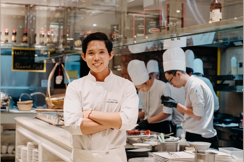 Chuỗi sự kiện ‘Waves of Flavor’ quay trở lại khách sạn Le Méridien Saigon với bữa tiệc Nga Hoàng cho tháng 5