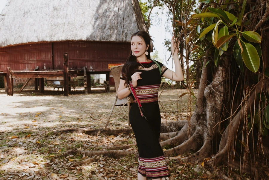 Lý Nhã Kỳ cùng dàn nghệ sĩ khám phá nét đẹp văn hóa Gia Lai