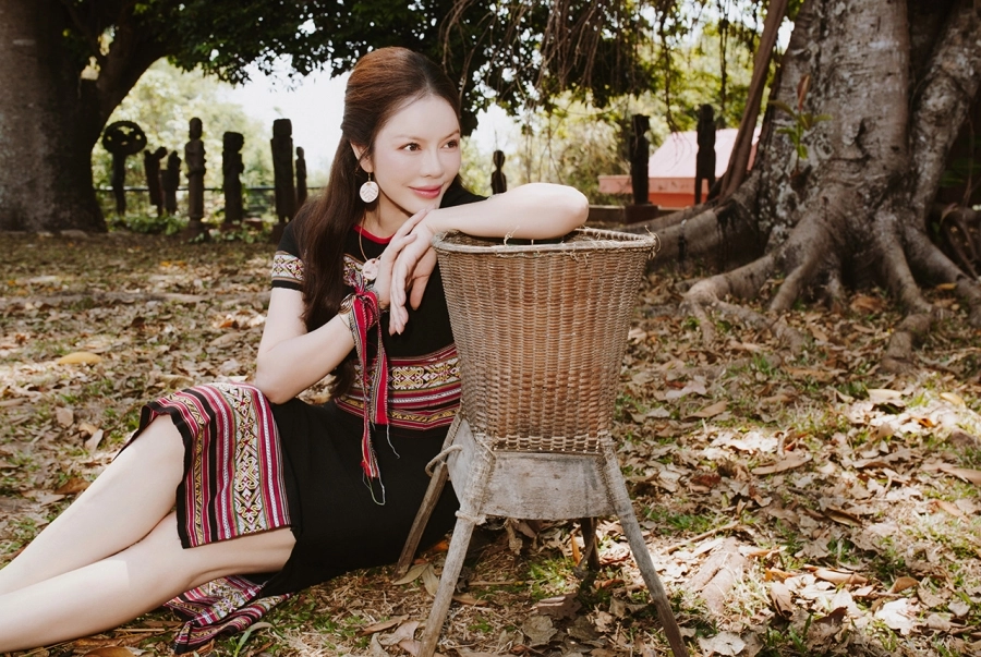 Lý Nhã Kỳ cùng dàn nghệ sĩ khám phá nét đẹp văn hóa Gia Lai