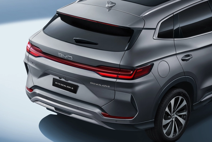 BYD Sealion 6: Mẫu SUV DM-i Super Hybrid của BYD chính thức được bán tại Việt Nam