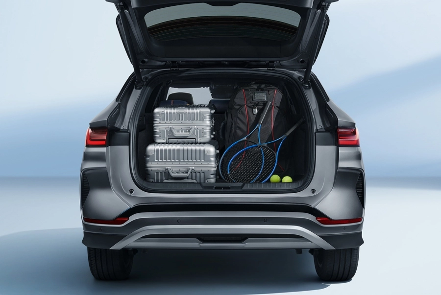 BYD Sealion 6: Mẫu SUV DM-i Super Hybrid của BYD chính thức được bán tại Việt Nam