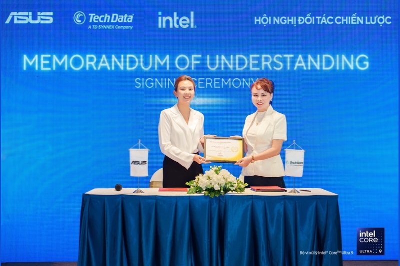 ASUS hợp tác cùng Tech Data mở ra cánh cửa công nghệ AI tân tiến và hiện đại