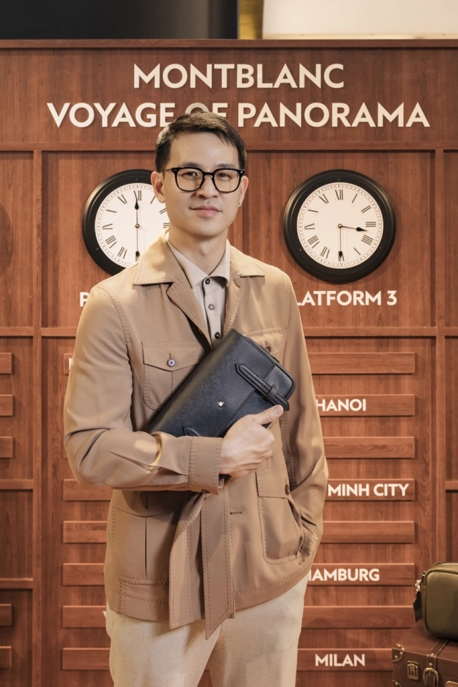 Dàn sao đổ bộ chuyến tàu 'The Journey: Let’s Write' của Montblanc tại pop-up Saigon Centre