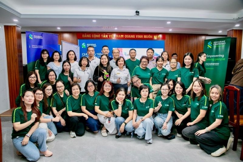 Standard Chartered Việt Nam thúc đẩy giáo dục tài chính toàn diện cho giới trẻ