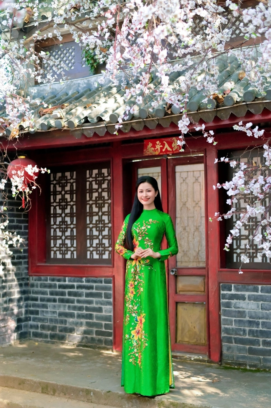 Sắc xuân lung linh ở phim trường Alibaba