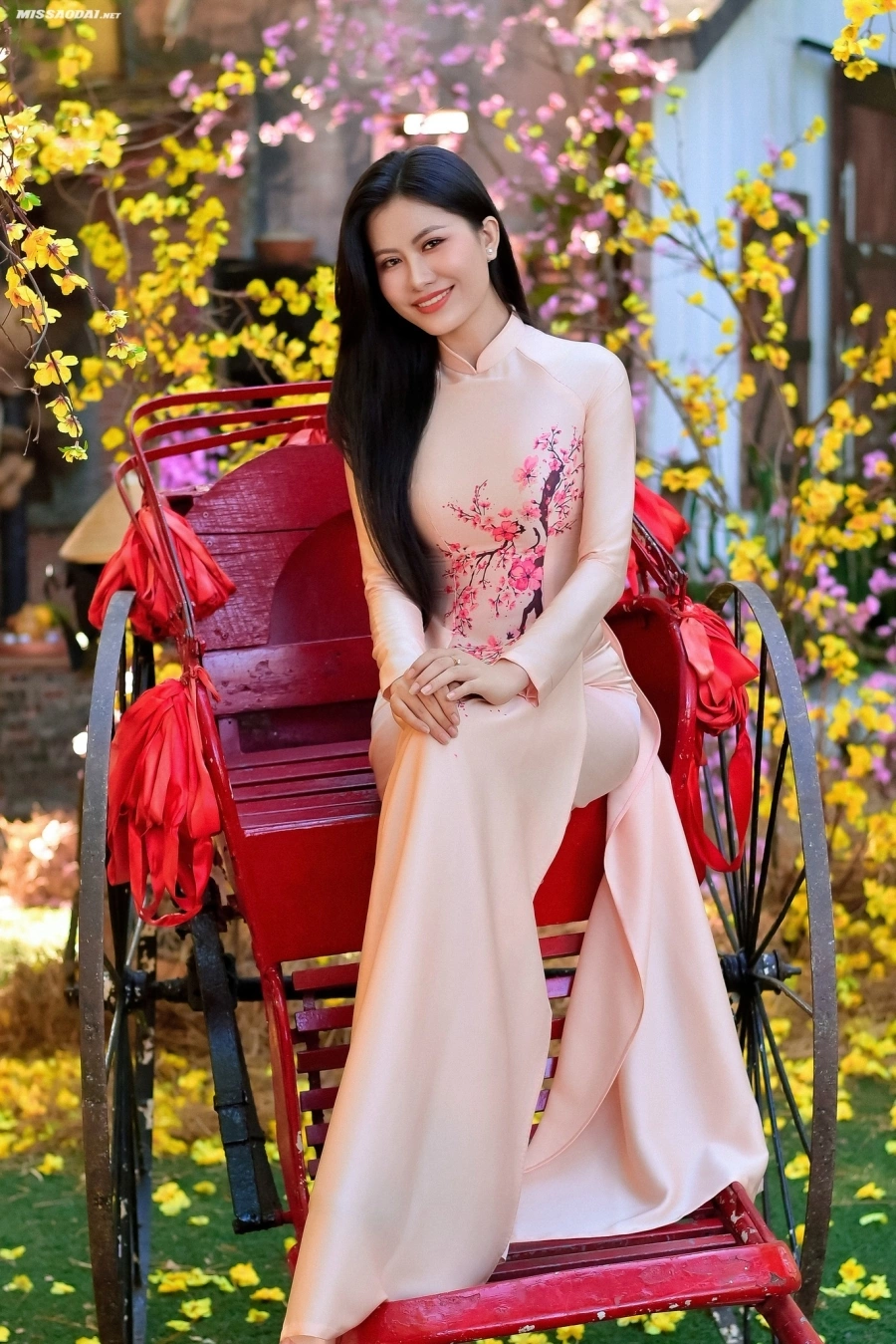 Sắc xuân lung linh ở phim trường Alibaba