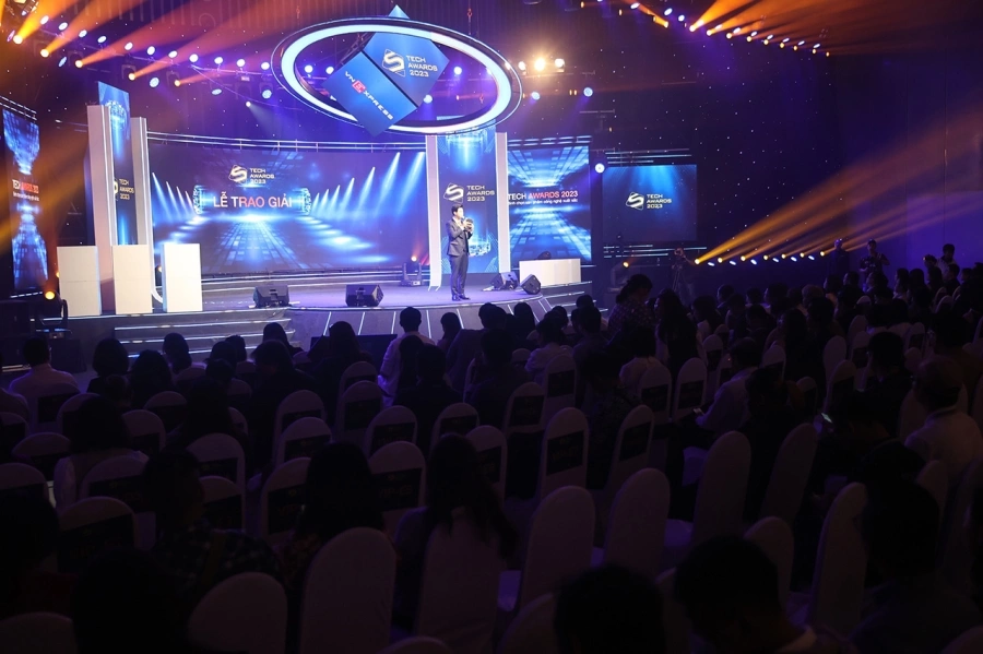 Tech Awards 2023: Hấp dẫn với lễ trao giải hoành tráng cùng triển lãm thu hút đông đảo tín đồ công nghệ đến tham quan