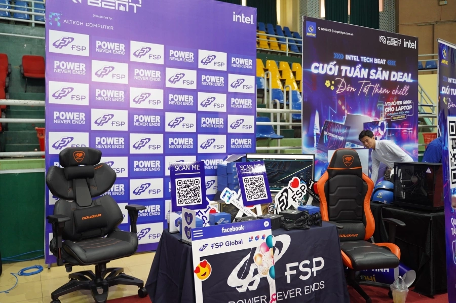 Sôi động ngày khai mạc Ngày hội công nghệ Tech Beat 2024