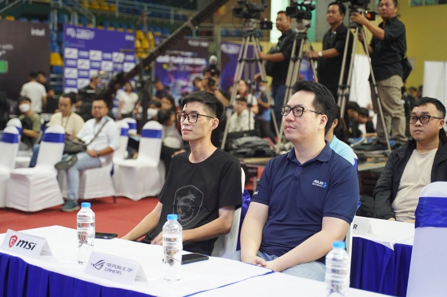 Sôi động ngày khai mạc Ngày hội công nghệ Tech Beat 2024