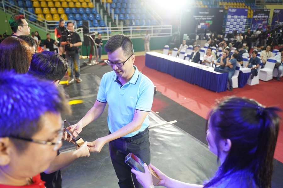 Sôi động ngày khai mạc Ngày hội công nghệ Tech Beat 2024