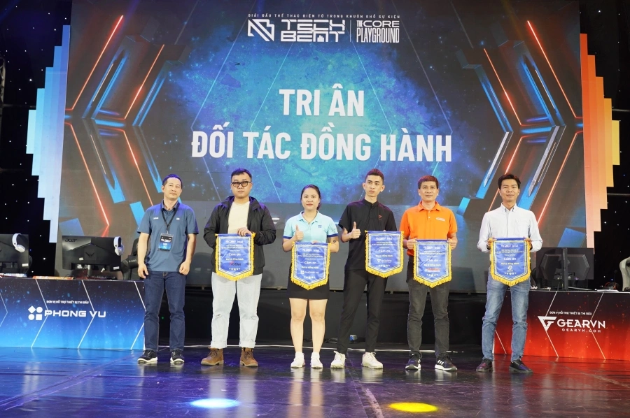 Sôi động ngày khai mạc Ngày hội công nghệ Tech Beat 2024