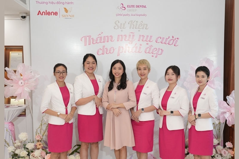 Elite Dental Metropole mừng Ngày Quốc tế Phụ nữ 8/3 với nhiều hoạt động đặc sắc