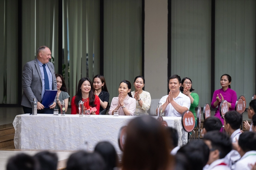 Học sinh Việt Nam thể hiện kĩ năng cốt lõi của Thế kỉ 21 khi tham gia cuộc thi làm phim Thế giới của bạn – Your World 